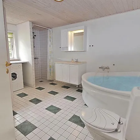 Hébergement de vacances Gesina - 600m To The Fjord By Interhome Logstor