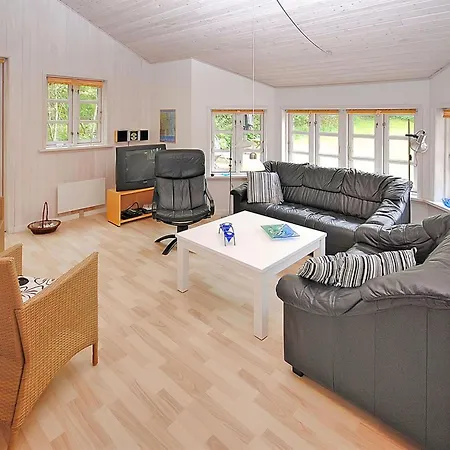 Feriehus Gesina - 600m To The Fjord By Interhome Logstor